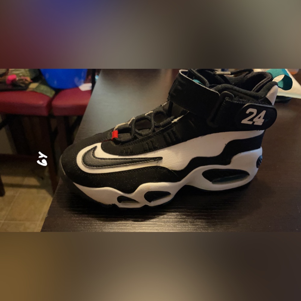Ken Griffey Nike